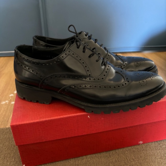 Brogue shoes. - Picture 4 of 4